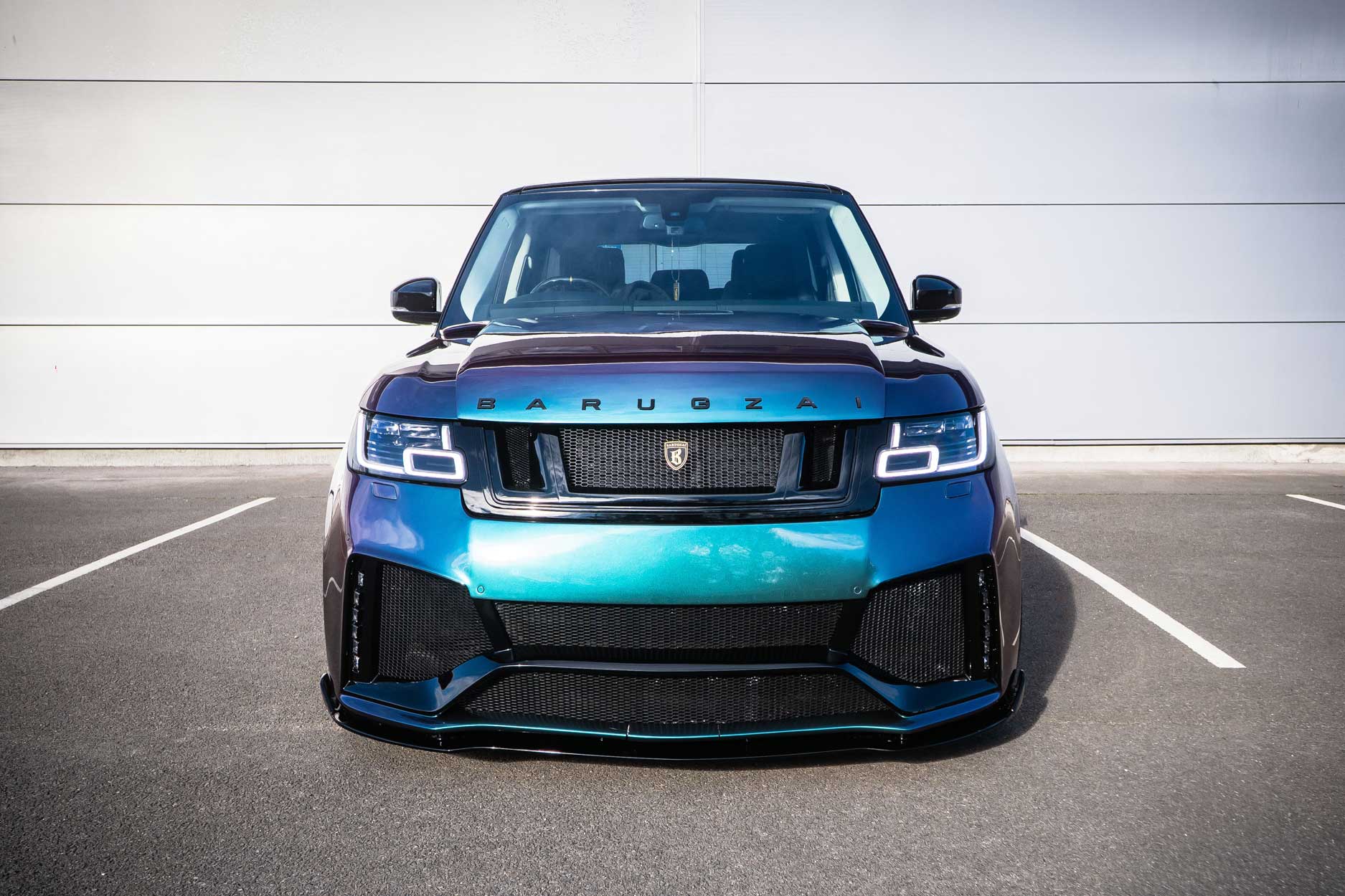 bison_chroma_edition_fr_hero_portfolio_gallery_container_1875x1250