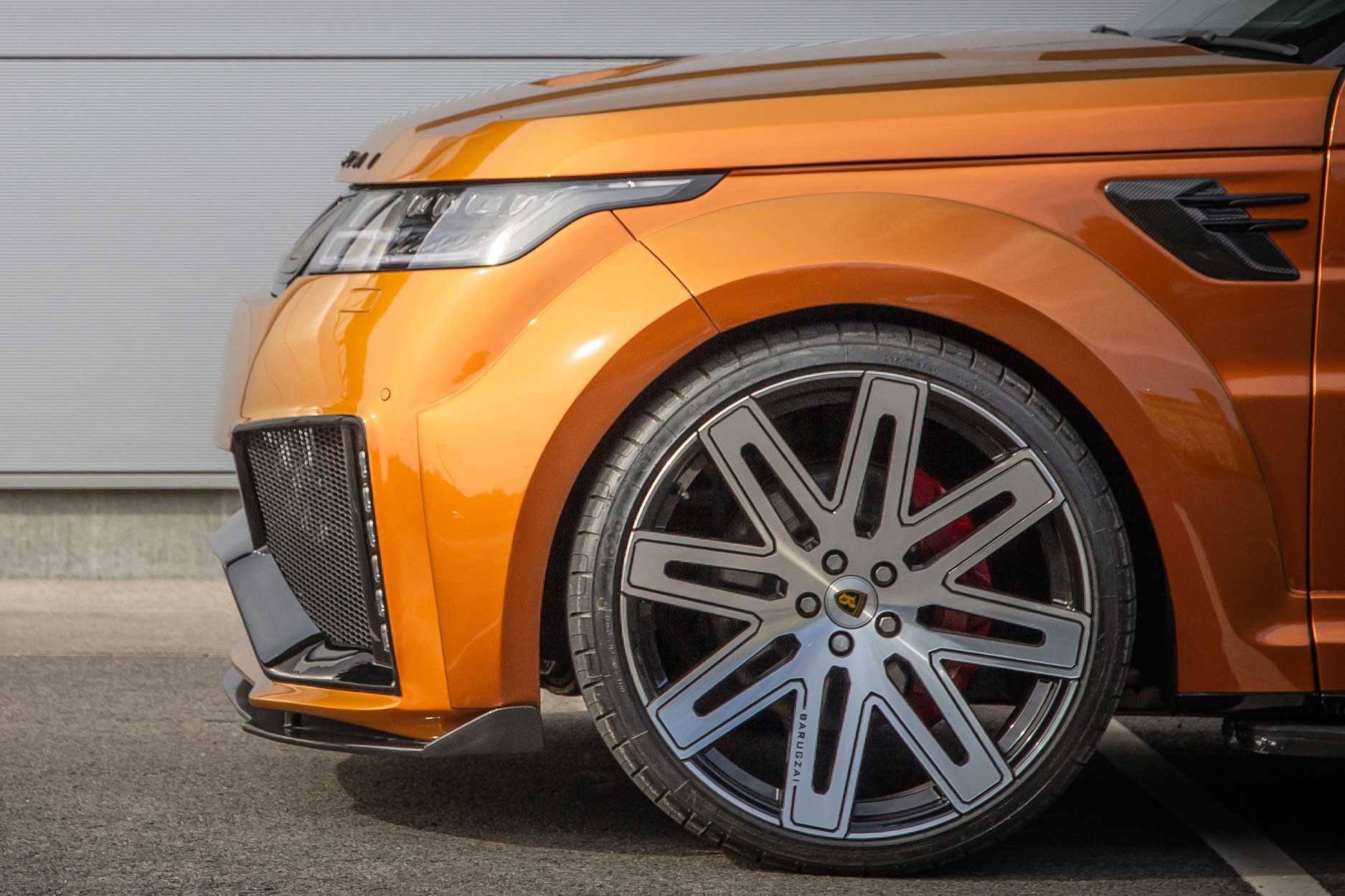 cabaro_magma_edition_side_wheel_detail_portfolio_gallery_container_1875x1250