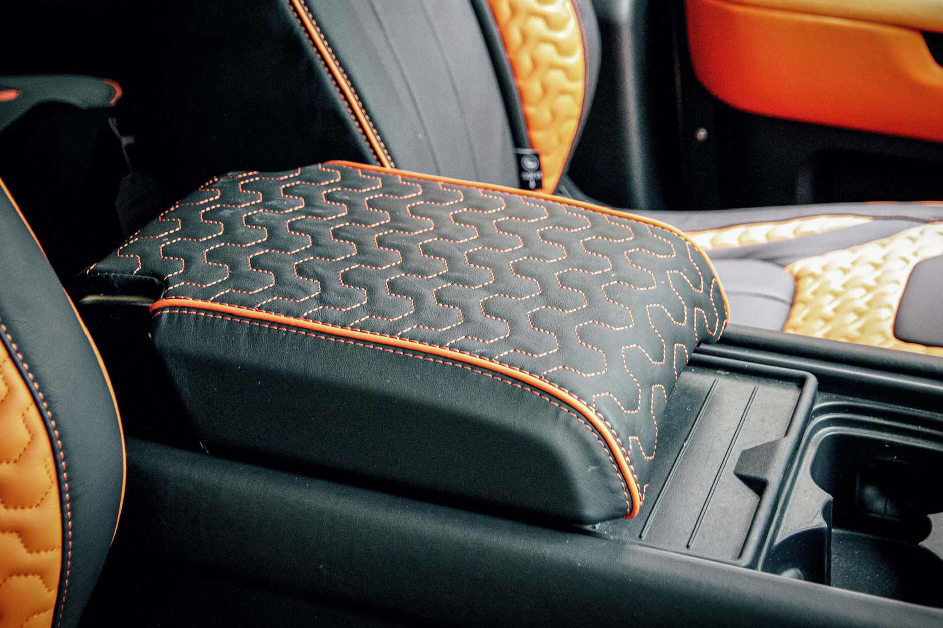 falcon_verdant_veil_interior_centre_arm_rest_detail