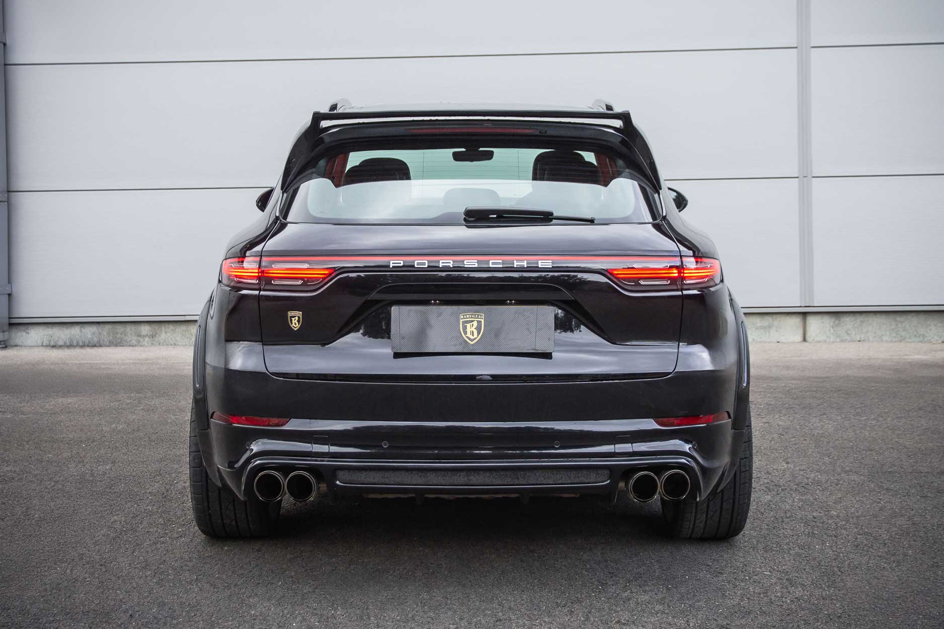 eleganza_cayenne_lusso_edition_rear_portfolio_gallery_container_1875x1250