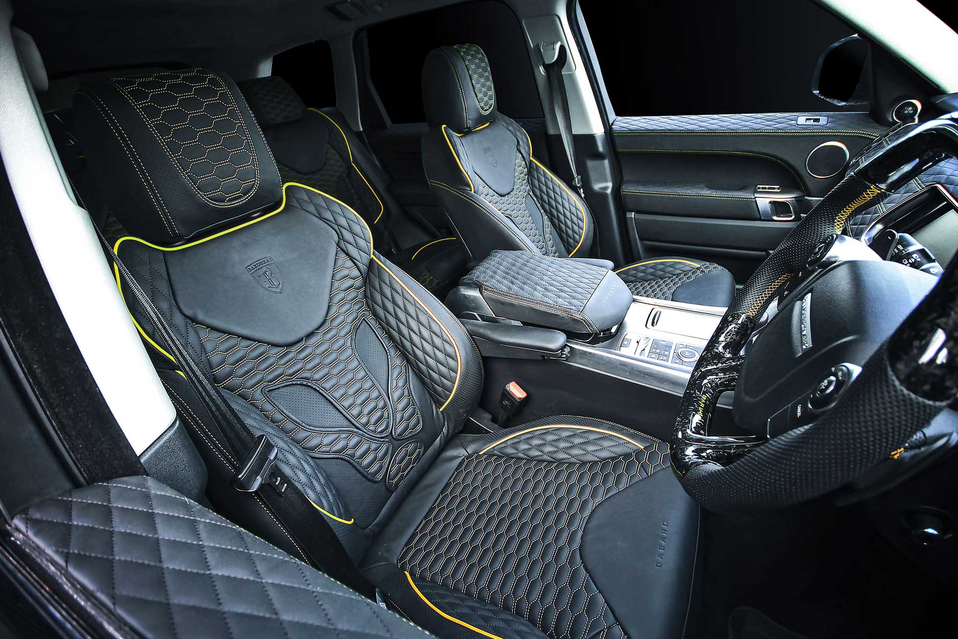 interior_gallery_cabaro_xpressions_494_black_gold_driver_side